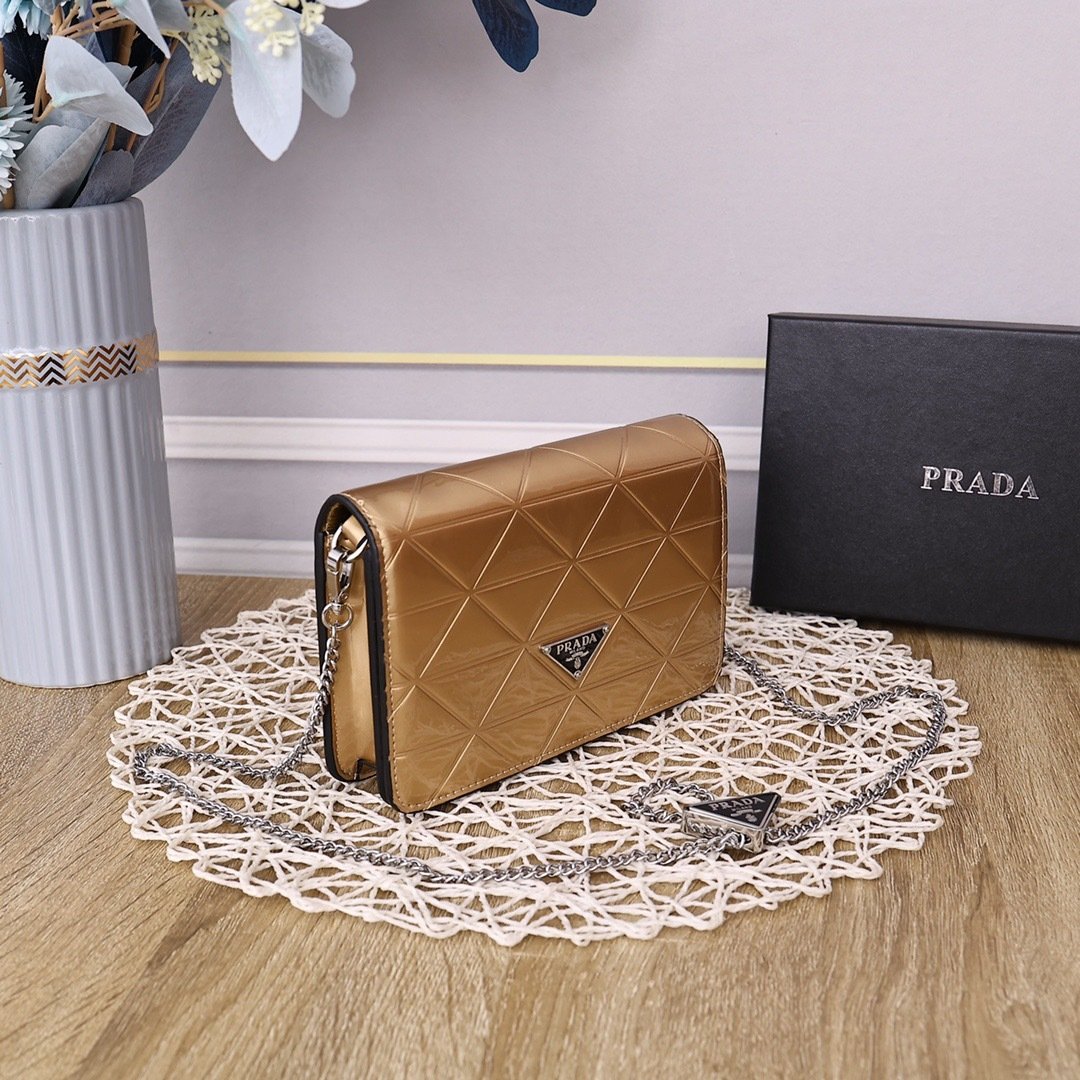 Prada Mario Shoulder Bag 0833