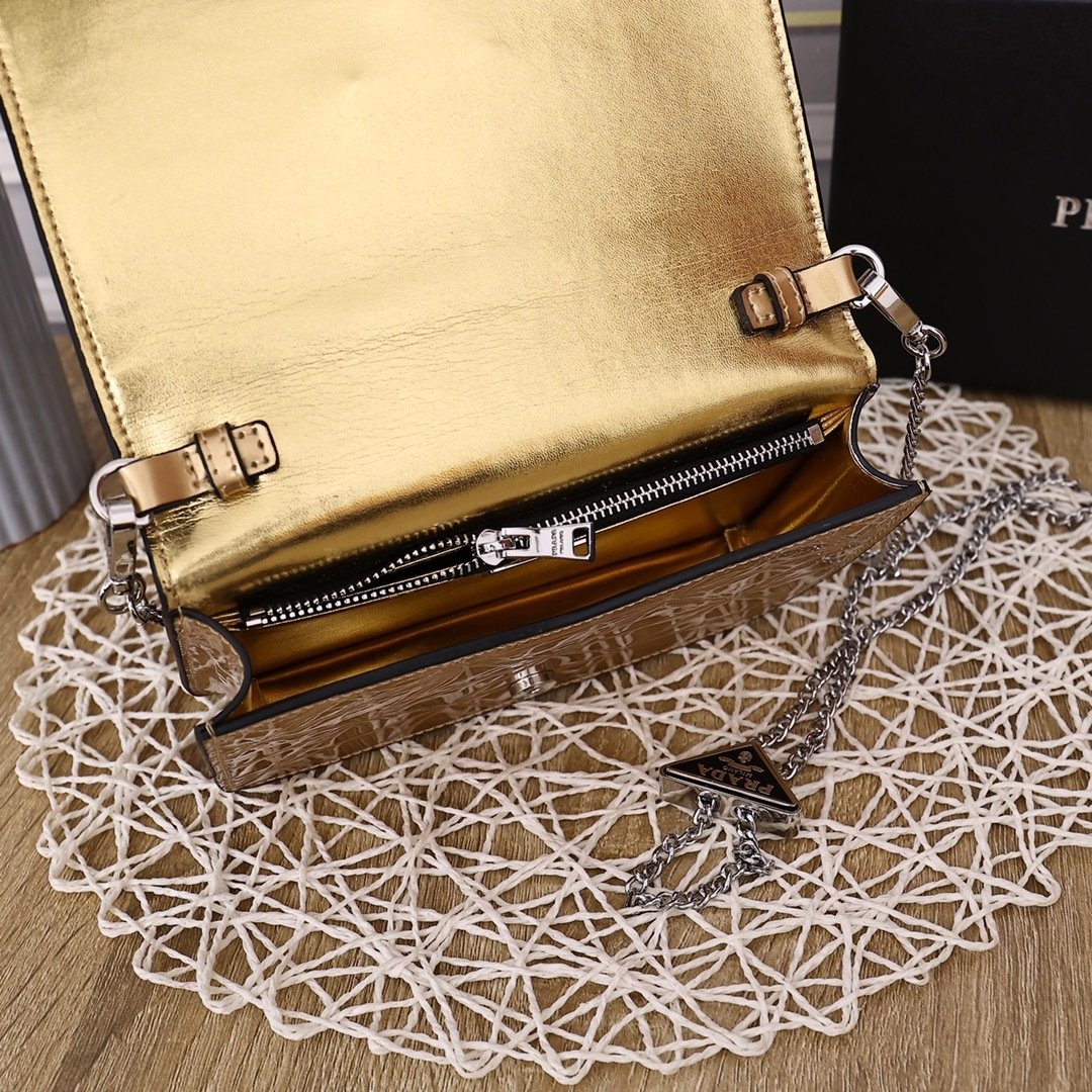 Prada Mario Shoulder Bag 0833