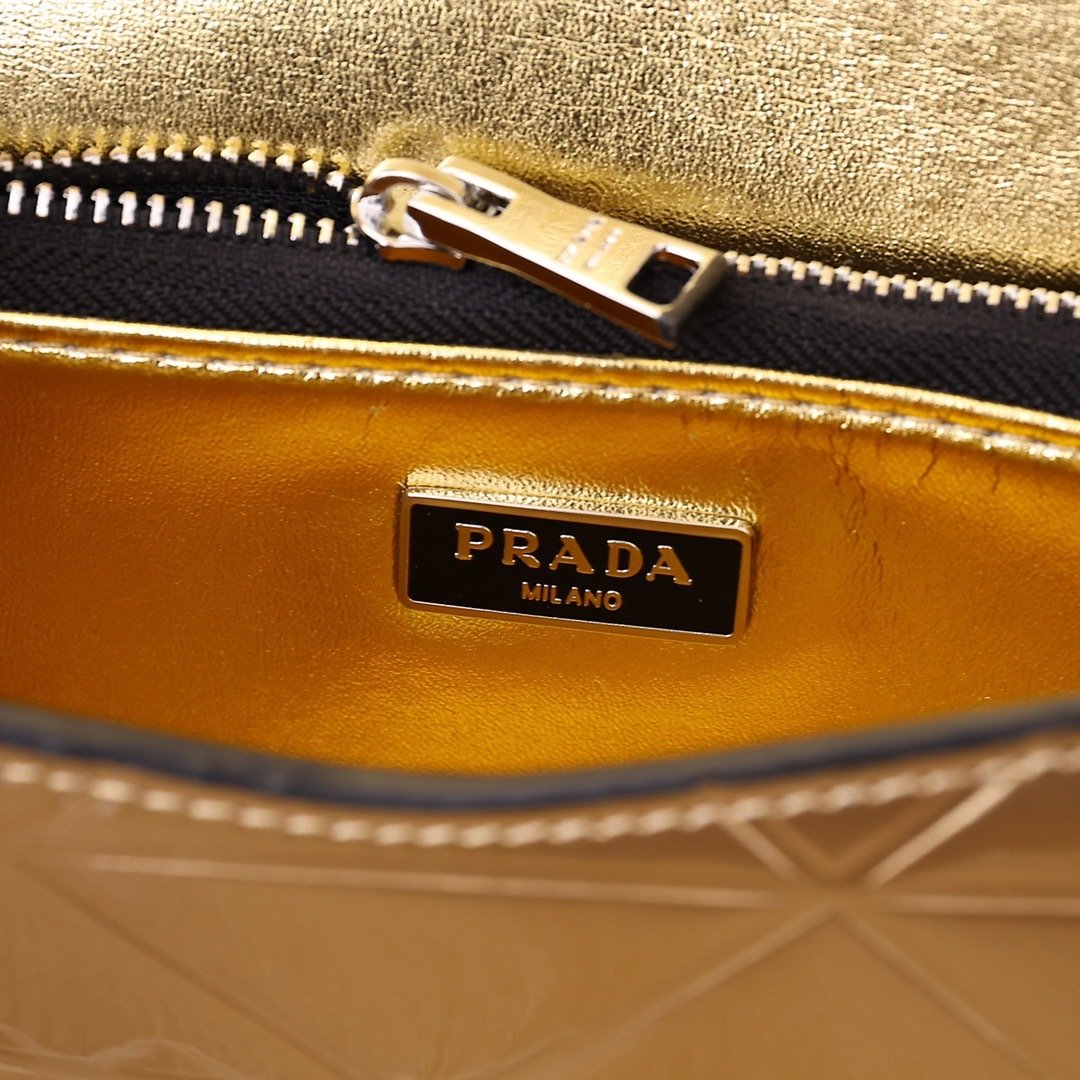 Prada Mario Shoulder Bag 0833
