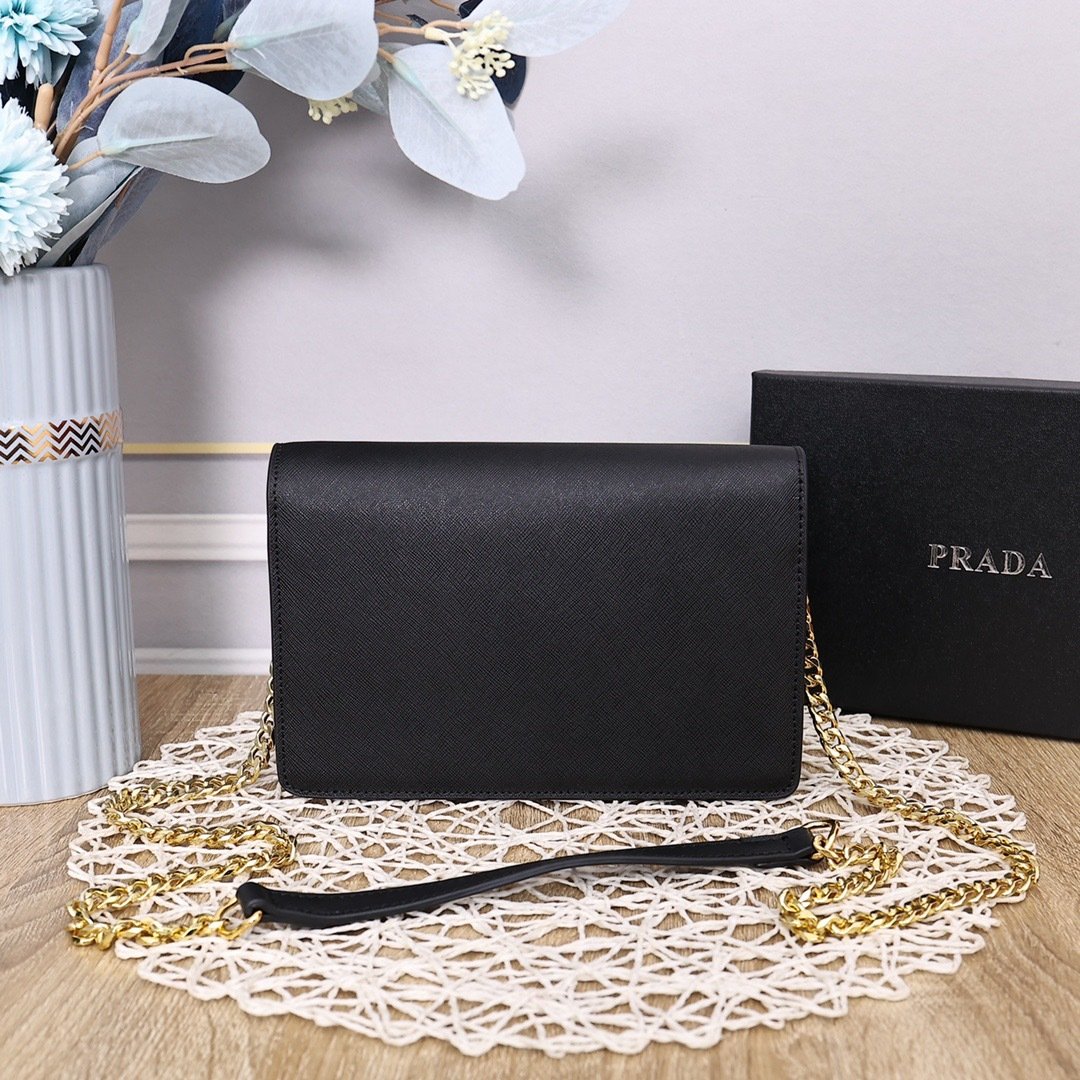Prada Top Handle Bag 0836