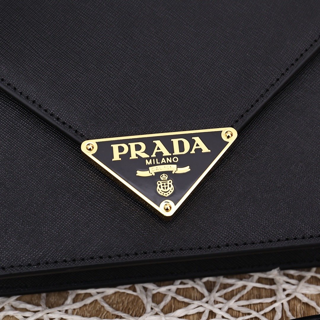 Prada Top Handle Bag 0836
