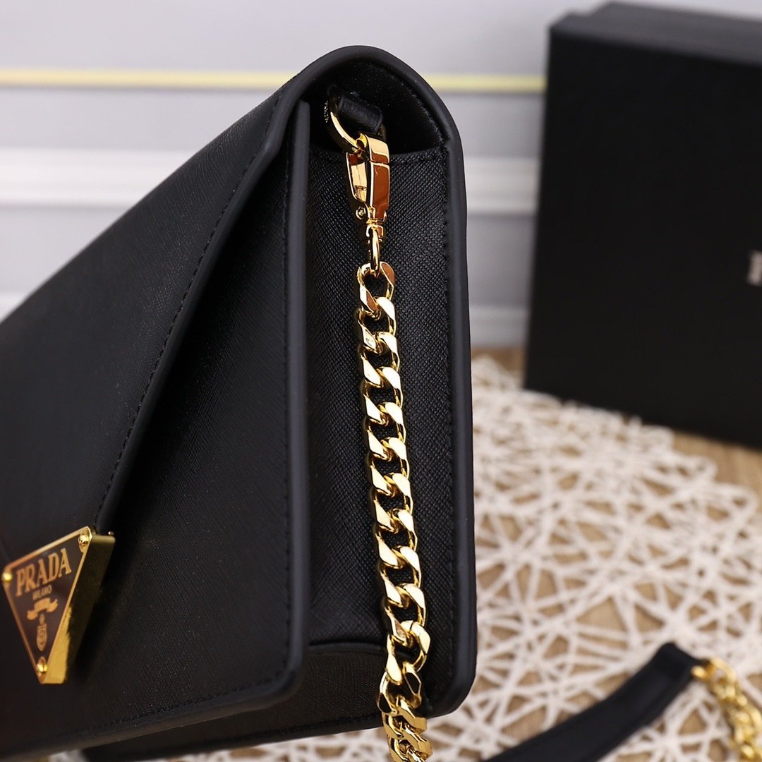 Prada Top Handle Bag 0836