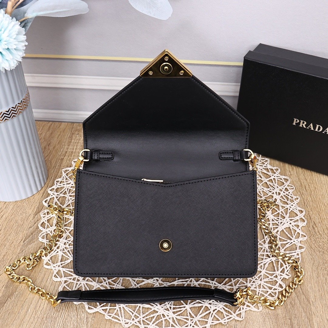 Prada Top Handle Bag 0836