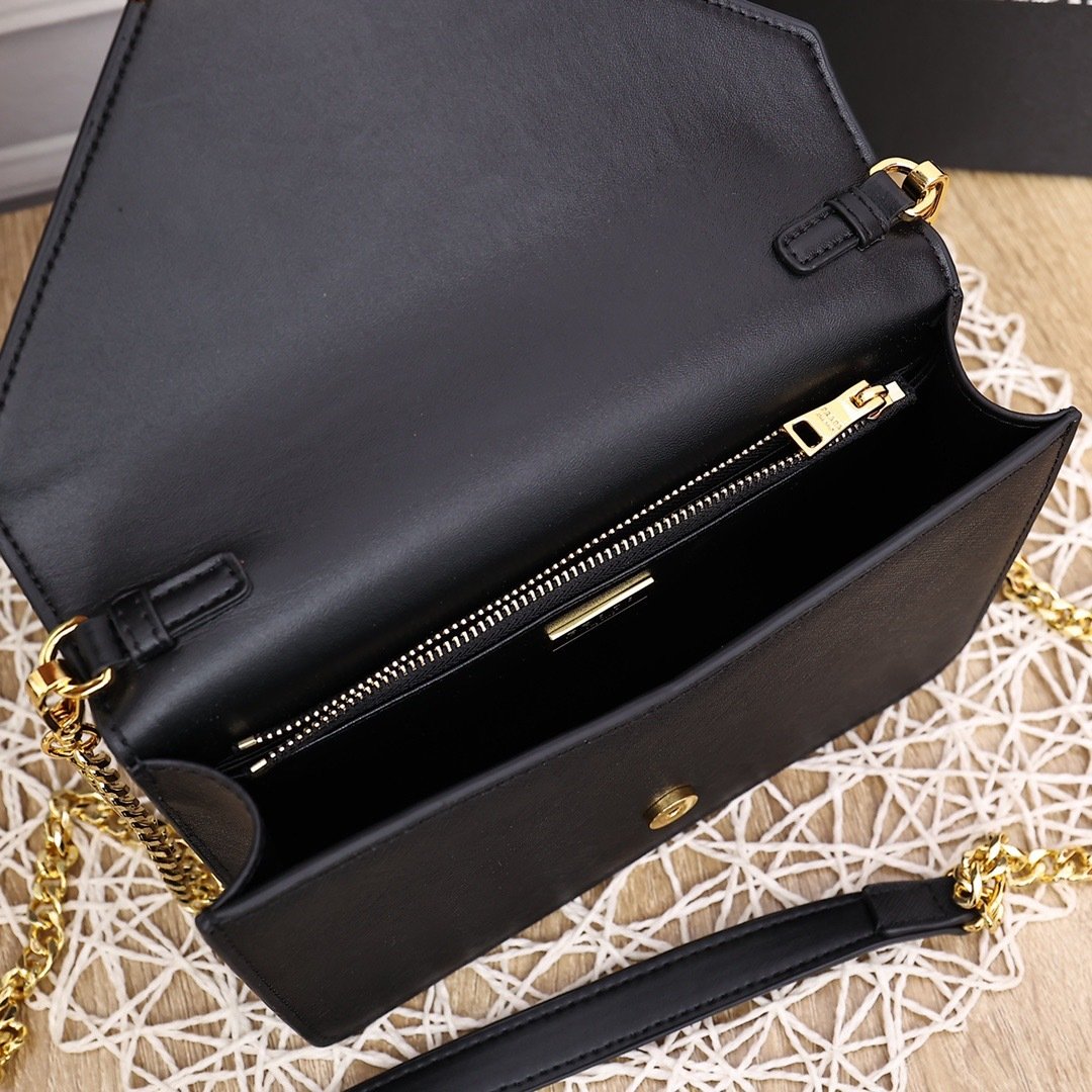 Prada Top Handle Bag 0836