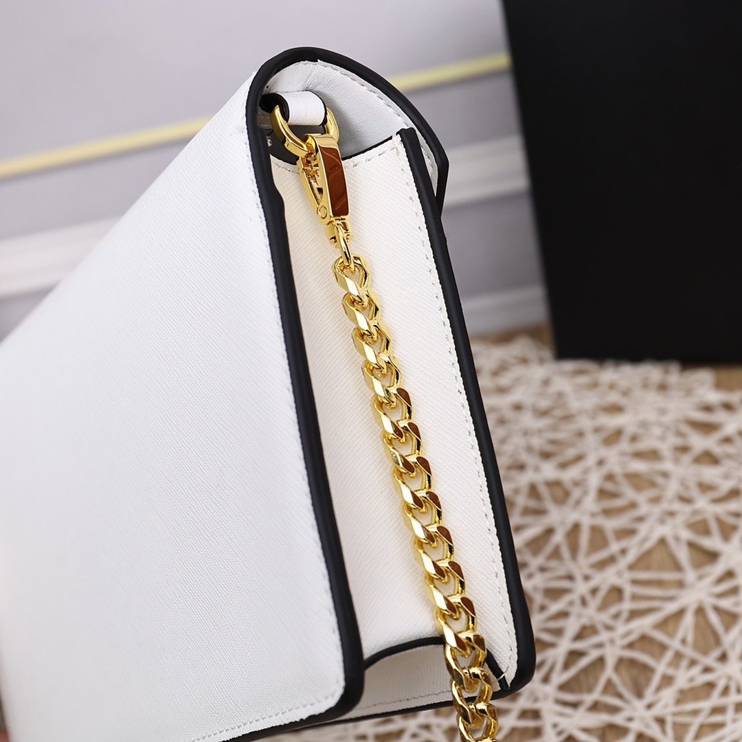 Prada Top Handle Bag 0836