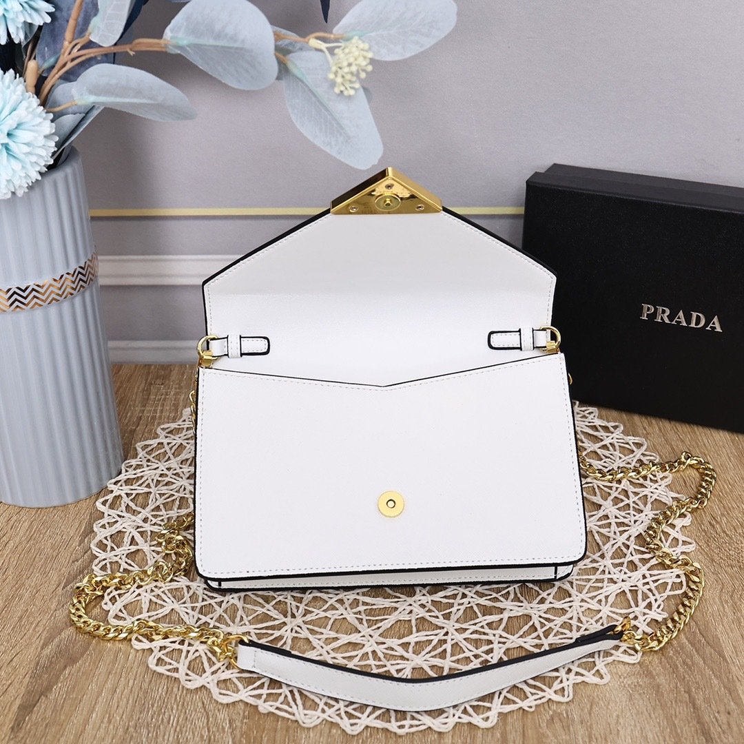 Prada Top Handle Bag 0836
