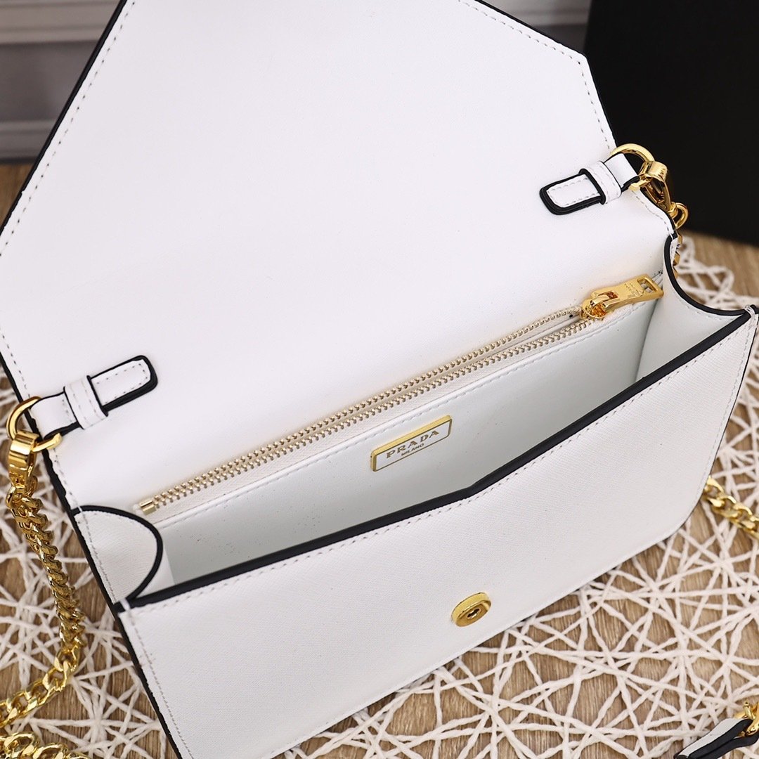 Prada Top Handle Bag 0836