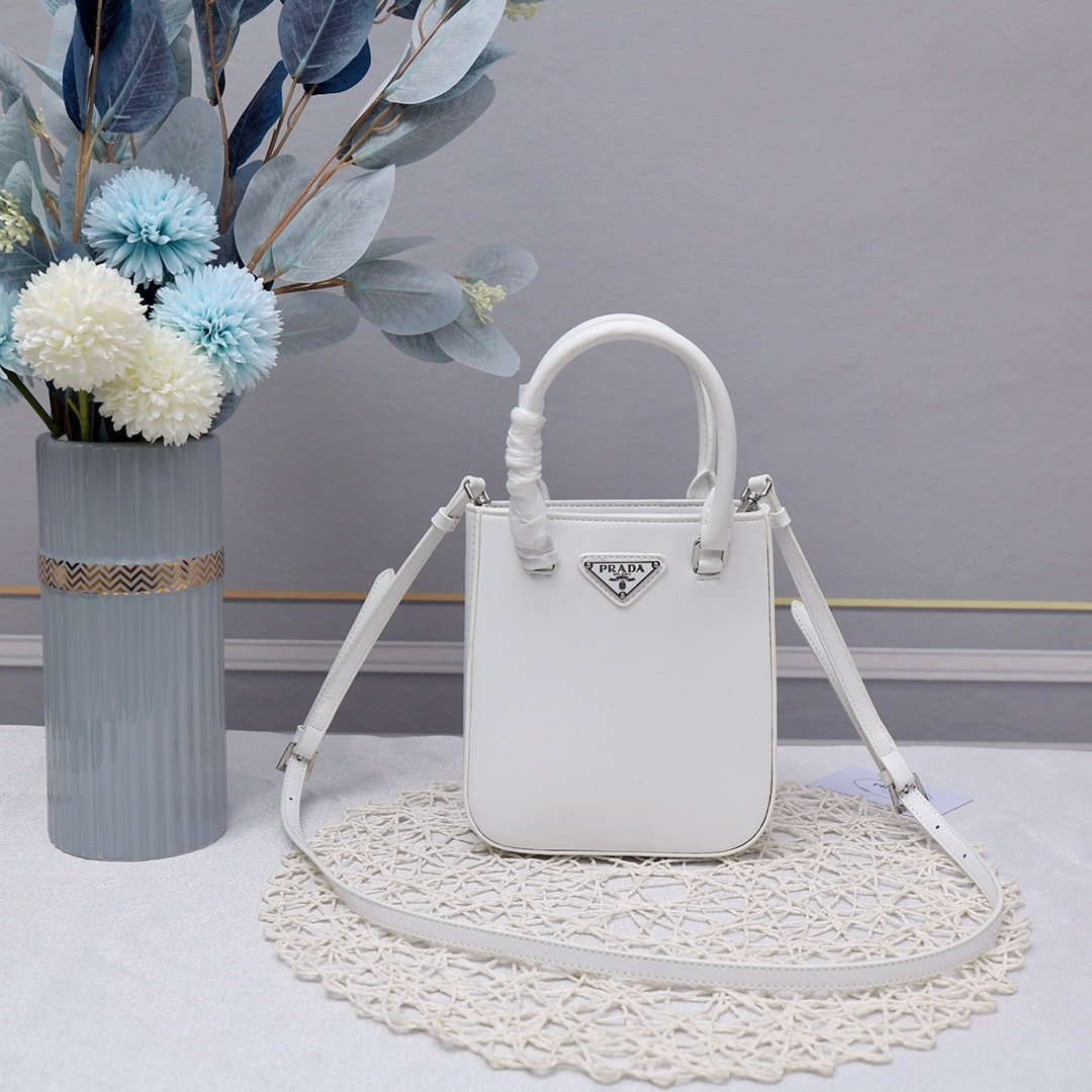 Prada Top Handle Bag 0836