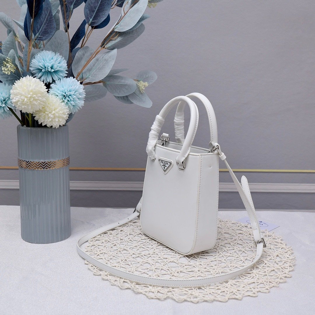 Prada Top Handle Bag 0836