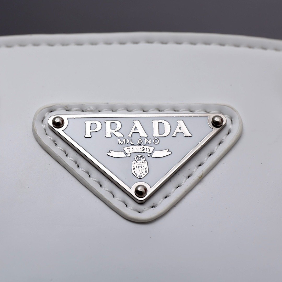 Prada Top Handle Bag 0836