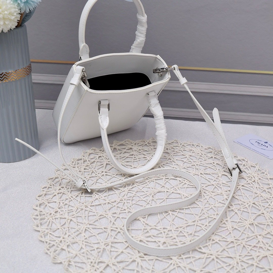 Prada Top Handle Bag 0836