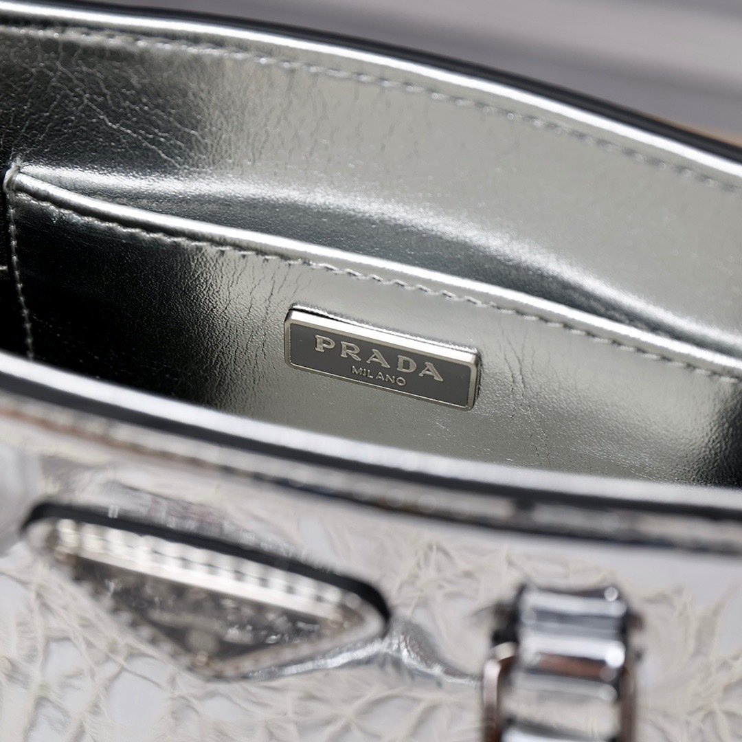 Prada Top Handle Bag 0836