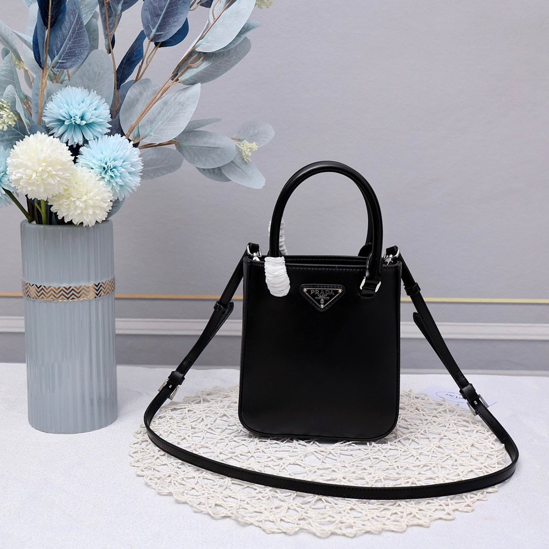 Prada Top Handle Bag 0836