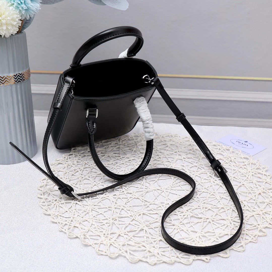 Prada Top Handle Bag 0836