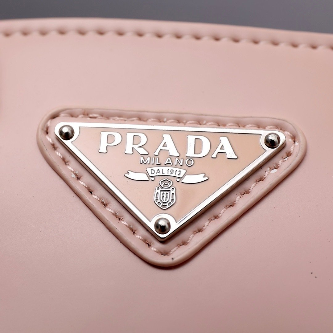 Prada Top Handle Bag 0836