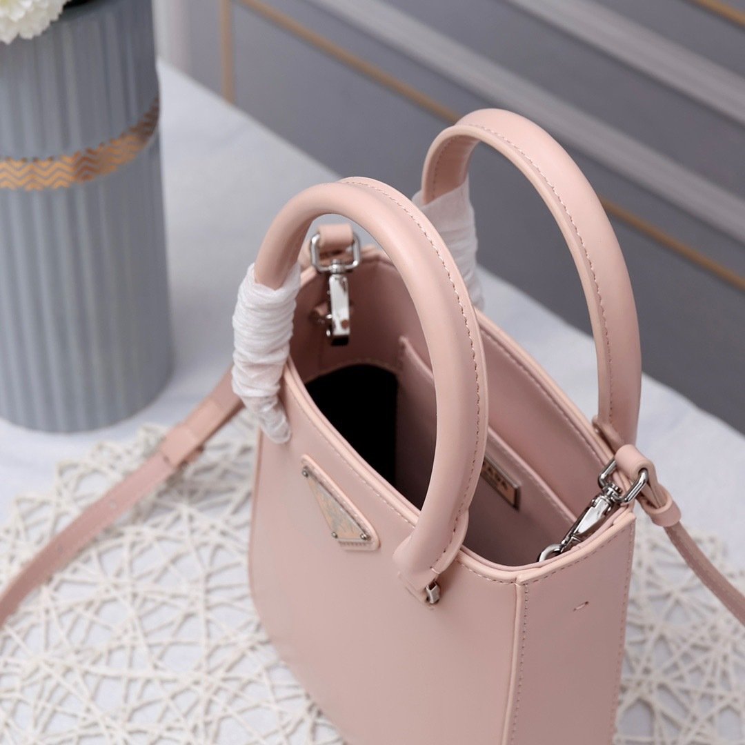 Prada Top Handle Bag 0836