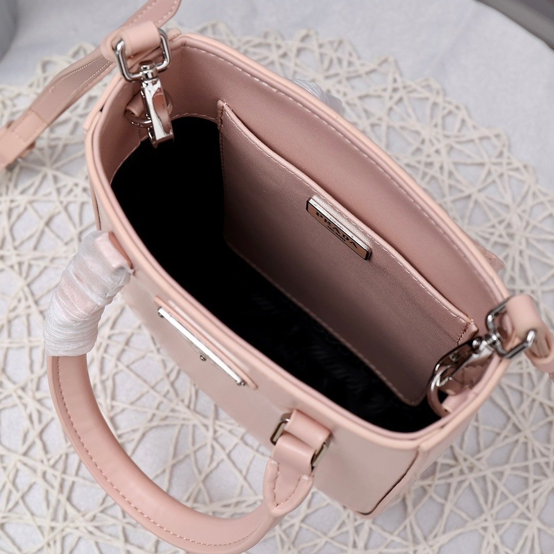 Prada Top Handle Bag 0836