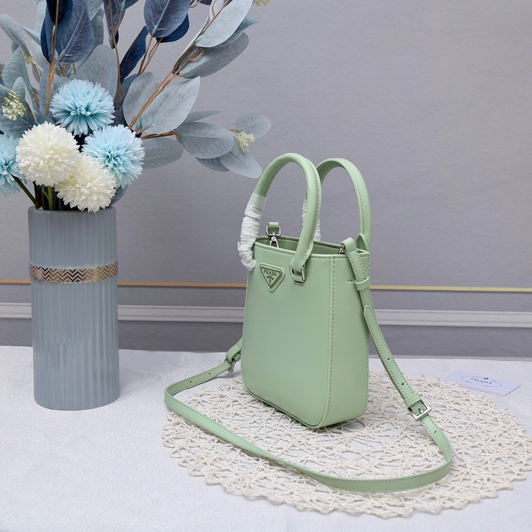 Prada Top Handle Bag 0836
