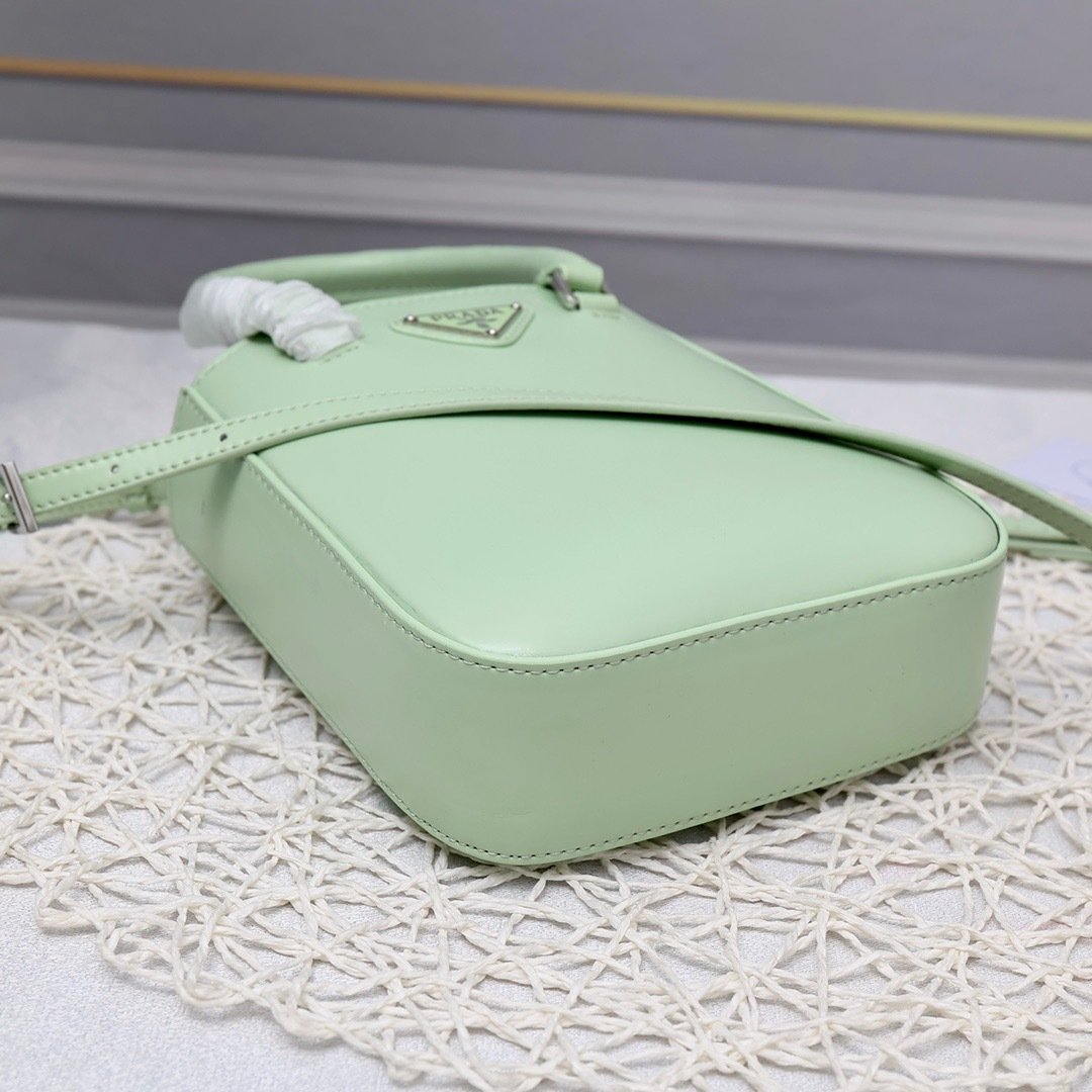 Prada Top Handle Bag 0836