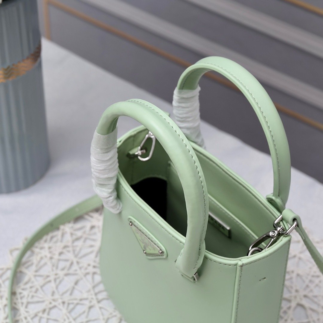 Prada Top Handle Bag 0836