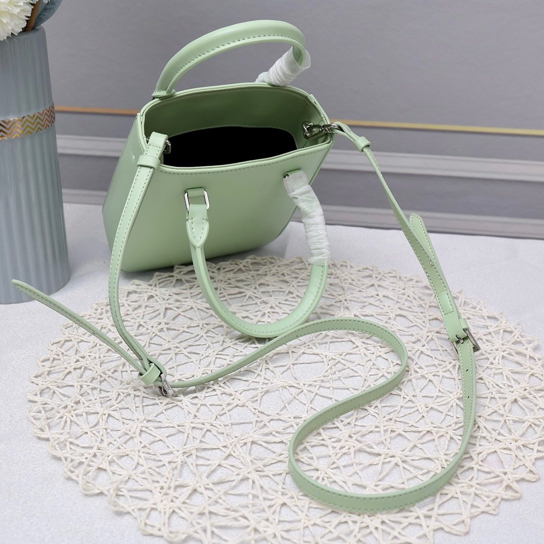Prada Top Handle Bag 0836