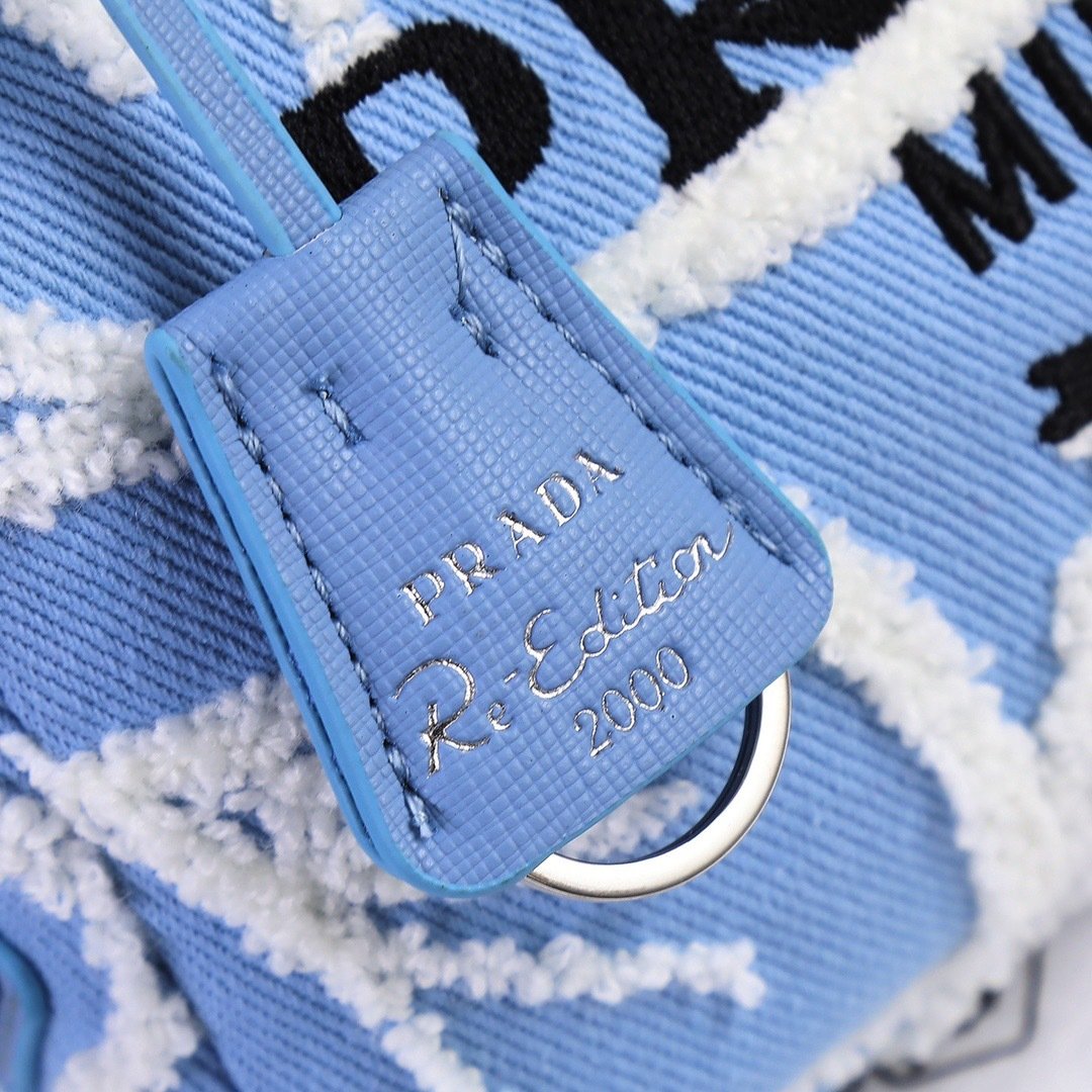 Prada Re-Edition Top Handle Bag 001280