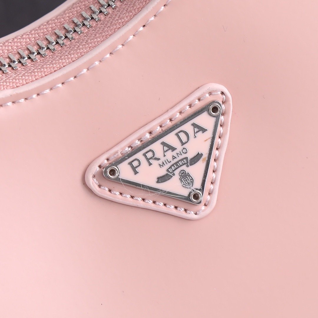 Prada Underarm Bag 001280