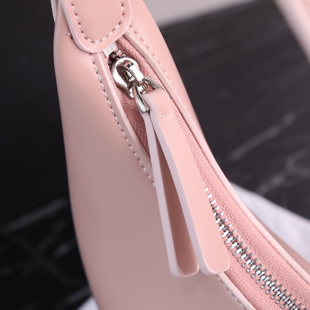 Prada Underarm Bag 001280