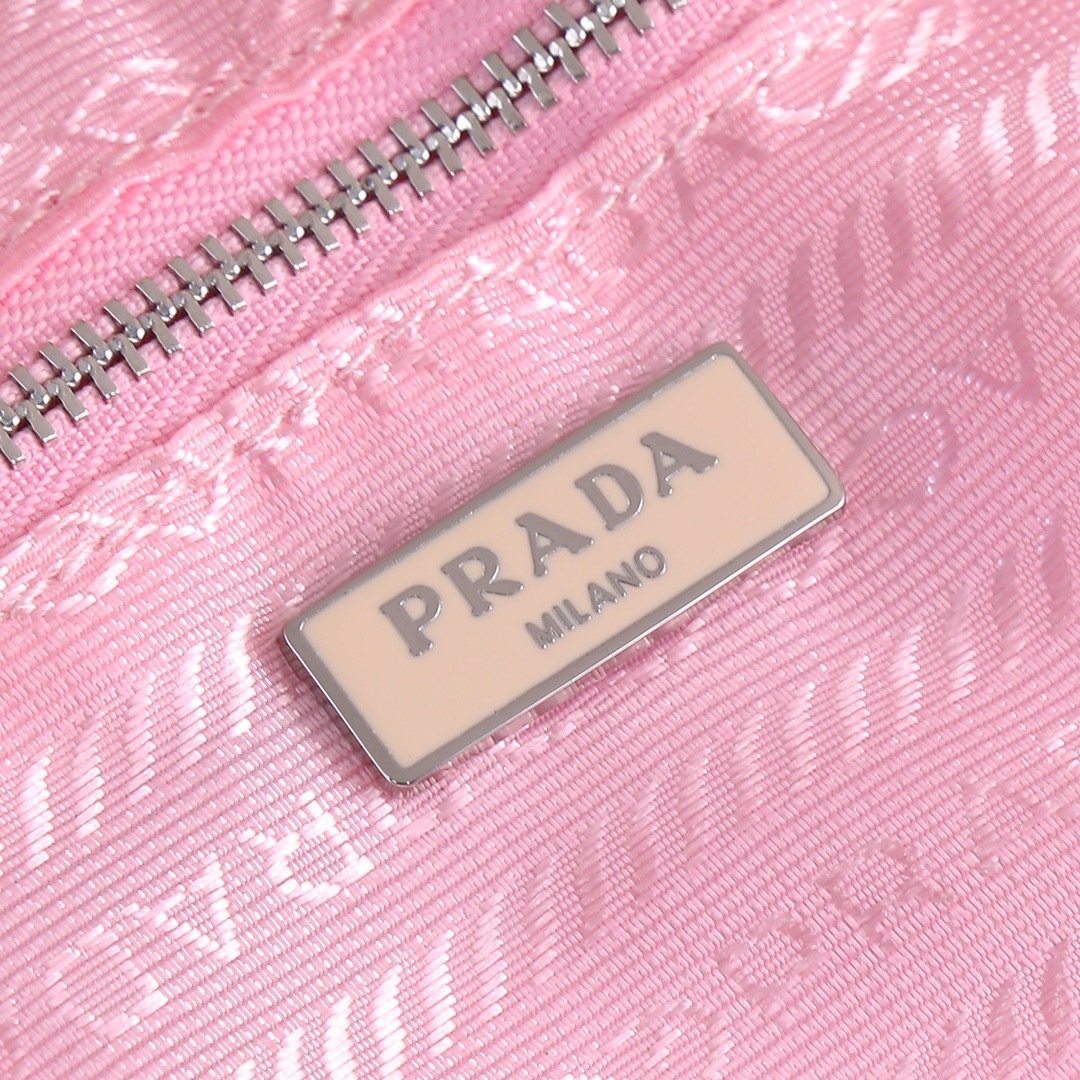 Prada Underarm Bag 001280
