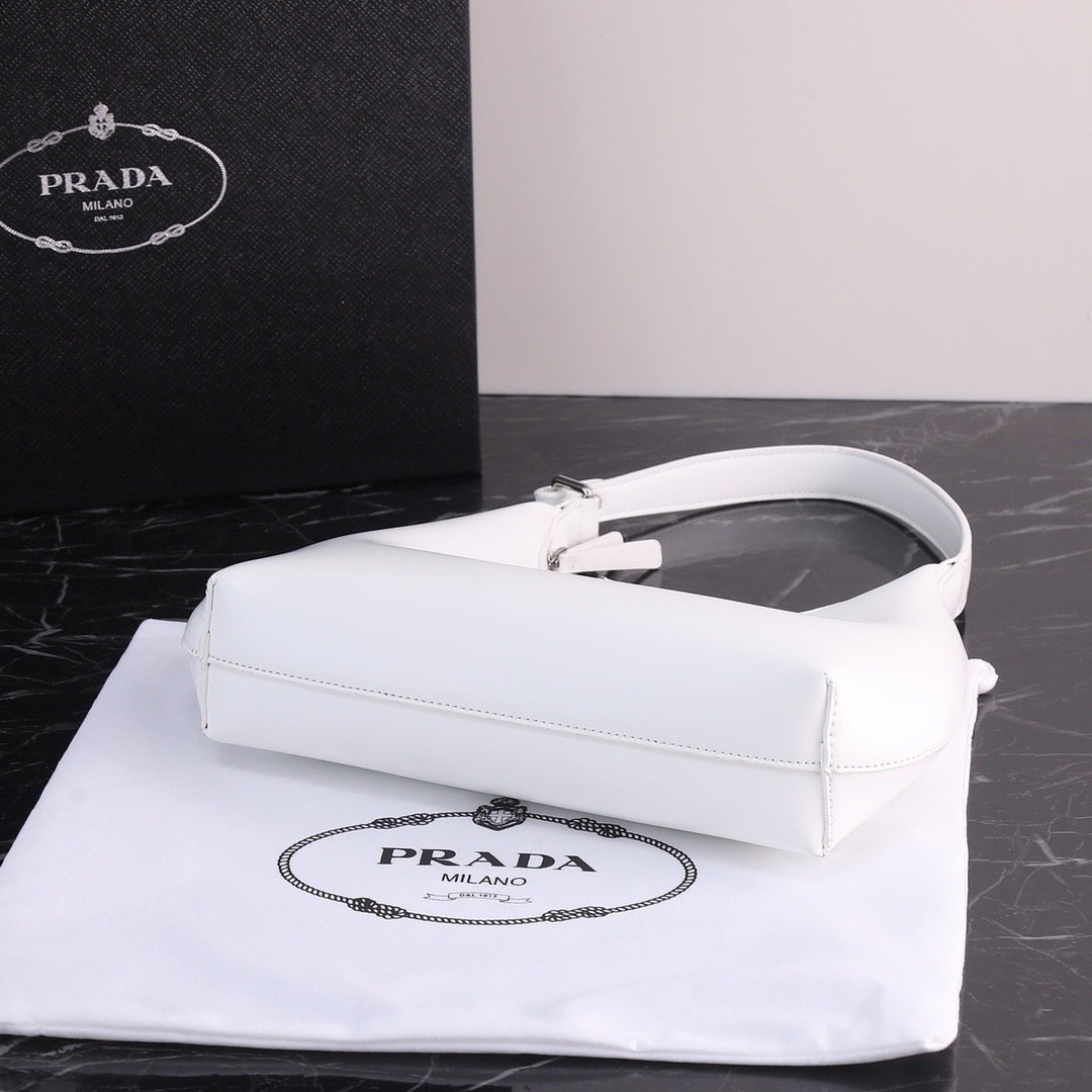 Prada Underarm Bag 001280