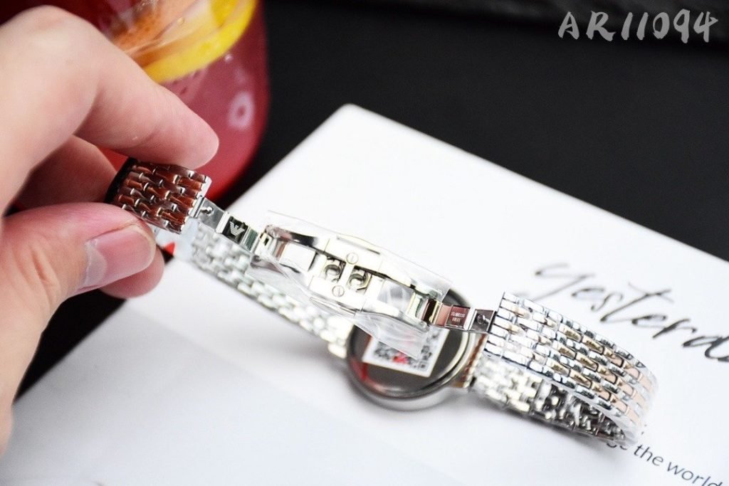 Armani Single Armani Armani AR11094 Case 316L Stainless Steel