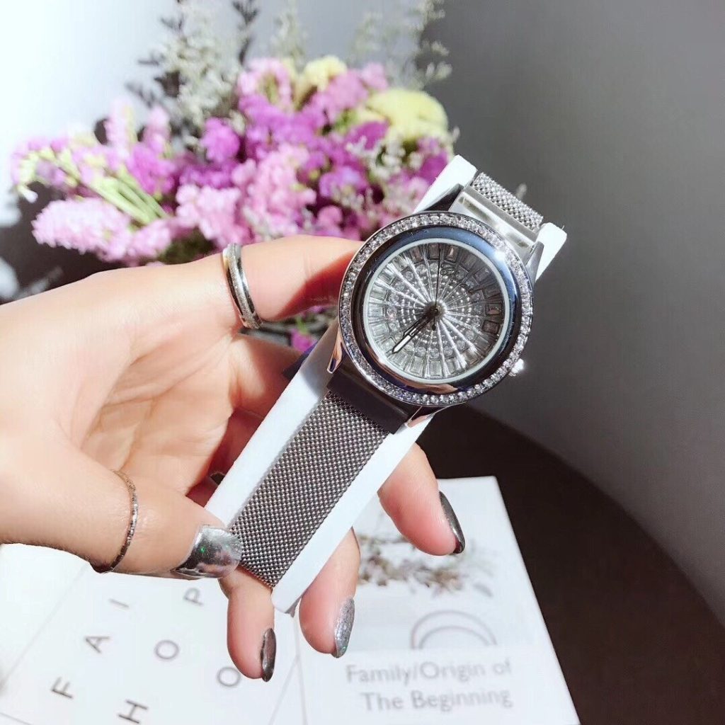 Chopard Chopin Fashion Round Full Diamond Milan