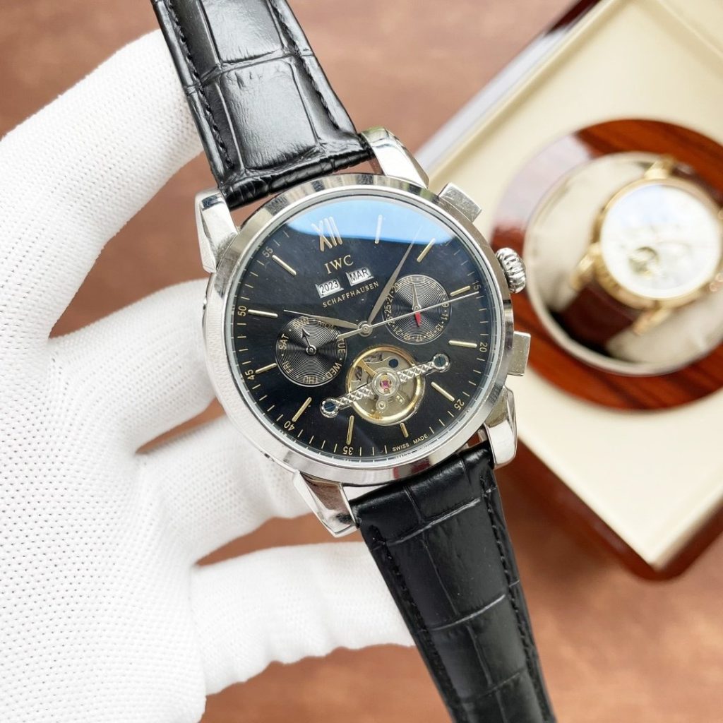 IWC Same IWC Fine Mens Watch Multifunctional Design Exquisite