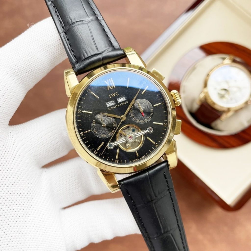 IWC Same IWC Fine Mens Watch Multifunctional Design Exquisite