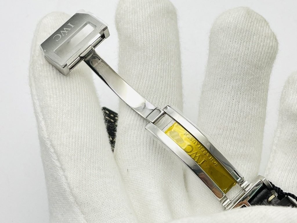 IWC FACTORY2022 Wall Crack Recommendation Shock IS Coming Rough