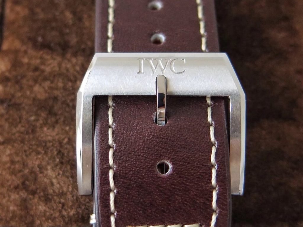 IWC Invincible True Core Seven Star Recommends Pilot Mark