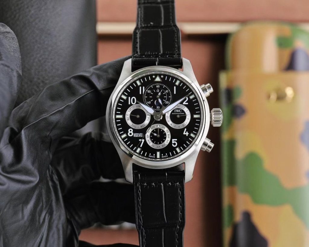 IWC THE OF V9 Breaks Through THE Watch Industry