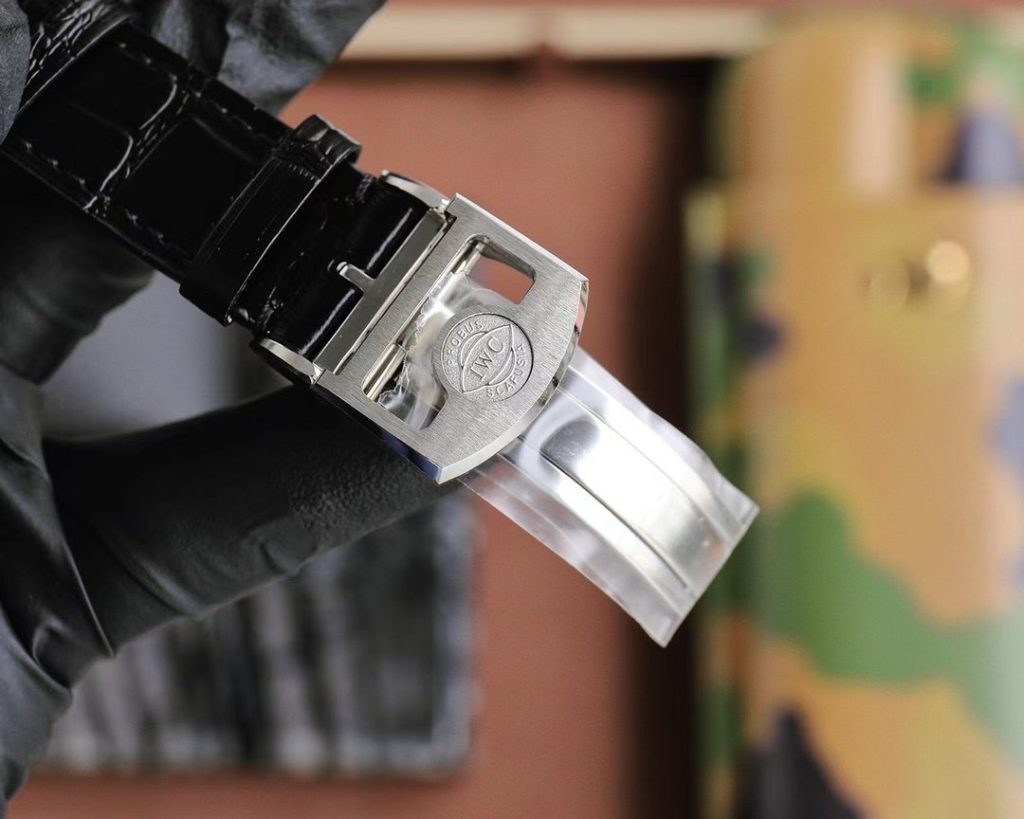 IWC THE OF V9 Breaks Through THE Watch Industry
