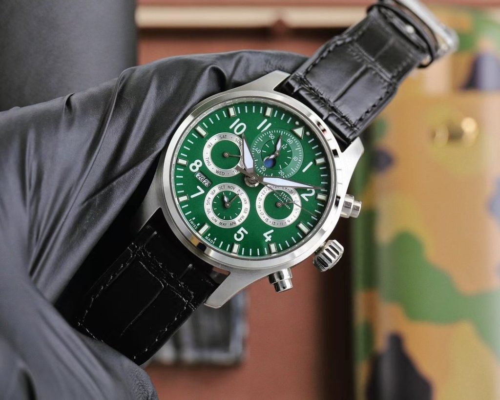IWC THE OF V9 Breaks Through THE Watch Industry