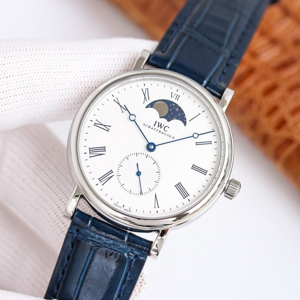 IWC THE Most Dazzling Star Under IWC THE Kinetic