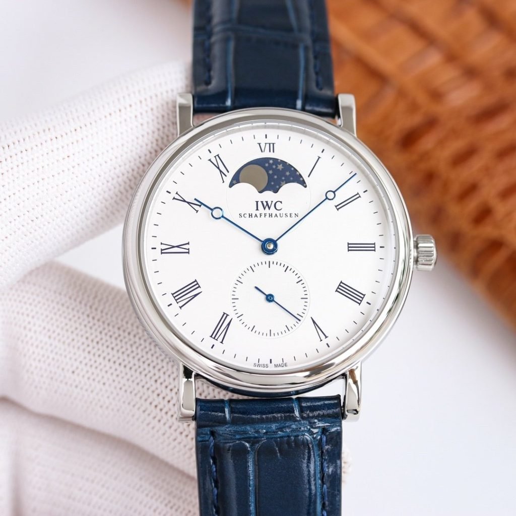 IWC THE Most Dazzling Star Under IWC THE Kinetic