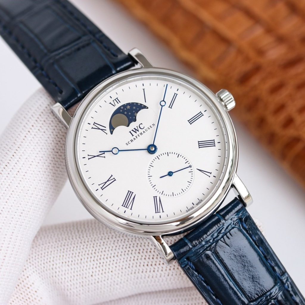 IWC THE Most Dazzling Star Under IWC THE Kinetic