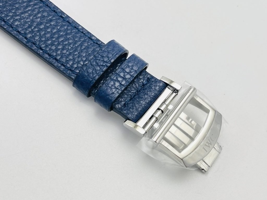 IWC THE Pinnacle OF Appearance IS THE Most Dazzling