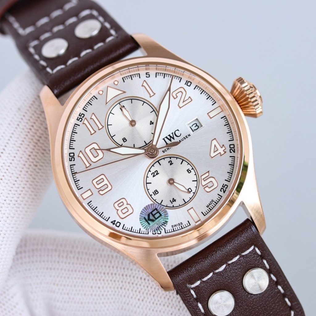 IWC THE Most Dazzling Star Under IWC THE Peak