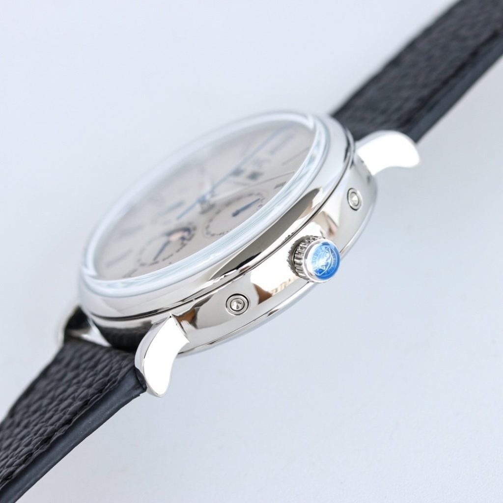 IWC ITS Most Dazzling Star IN AN Instant OF
