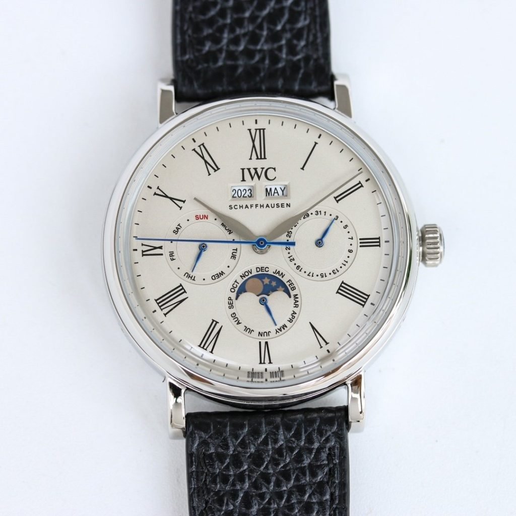 IWC ITS Most Dazzling Star IN AN Instant OF