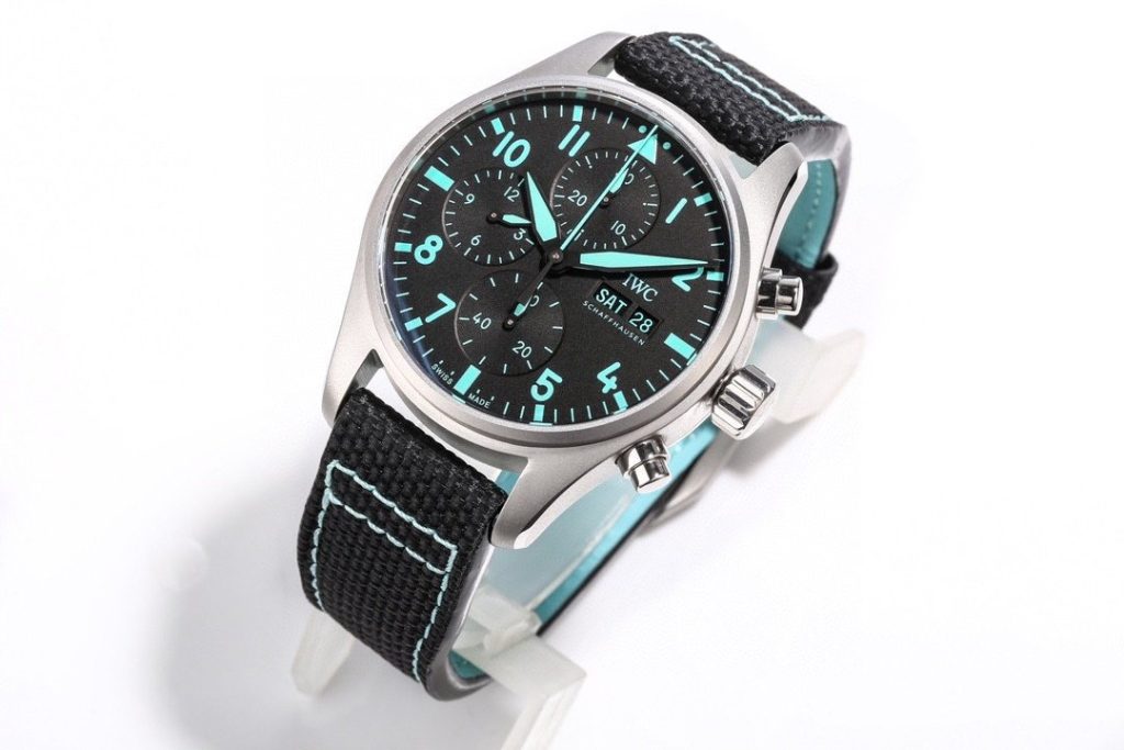 IWC TWS Iwcamg Engineers Joined Forces TO Present AN