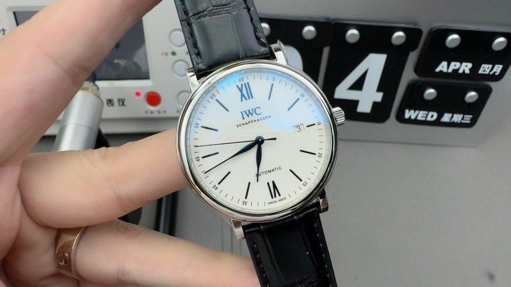 IWC 150TH Anniversary OF V7 Wave