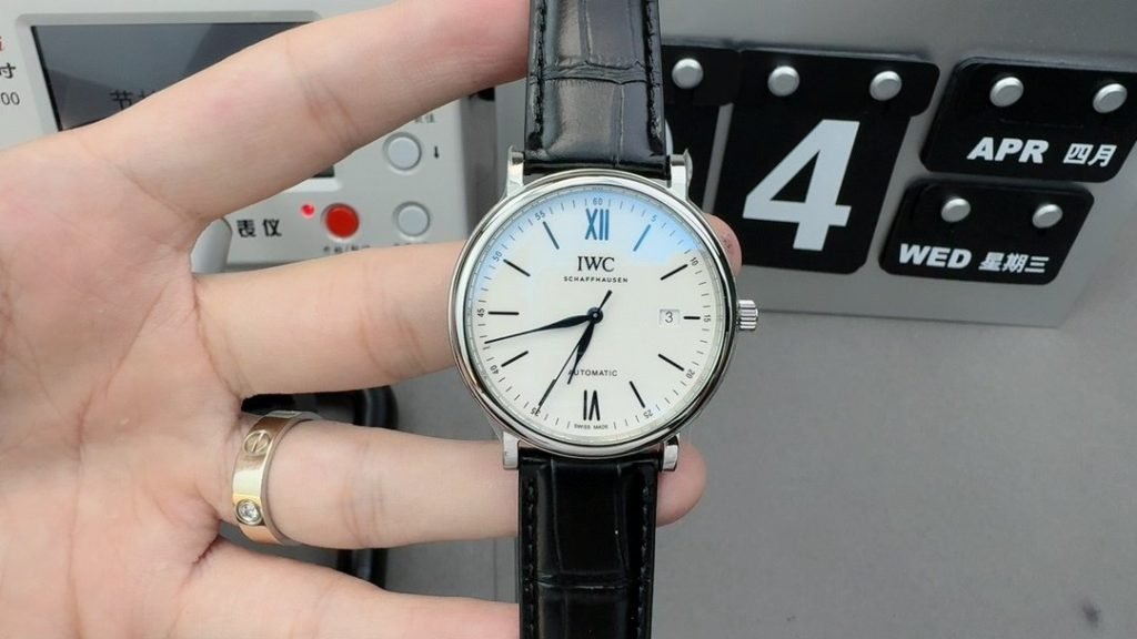 IWC 150TH Anniversary OF V7 Wave