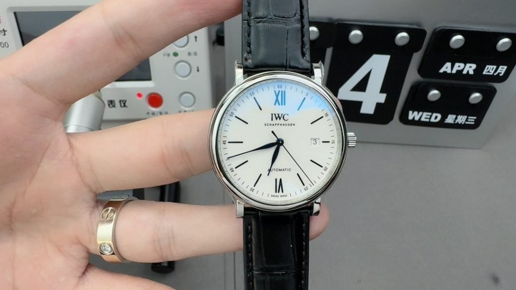 IWC 150TH Anniversary OF V7 Wave